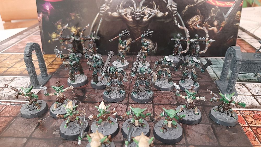 Heroquest Orks Figuren